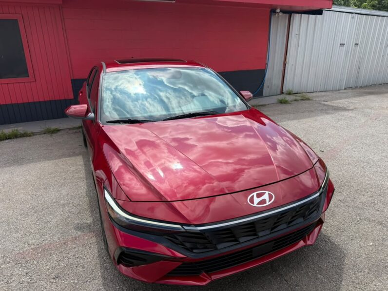 
								HYUNDAI ELANTRA 2024 full									