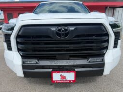 TOYOTA TUNDRA 2025