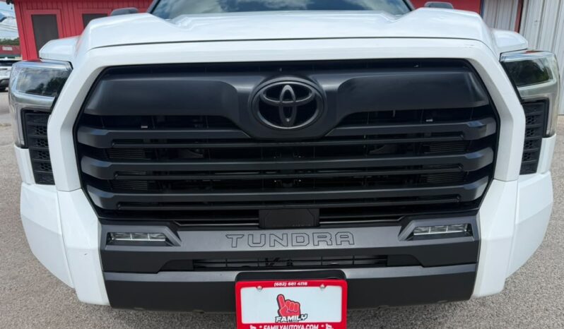 TOYOTA TUNDRA 2025