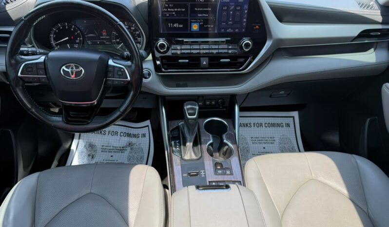 TOYOTA HIGHLANDER 2021