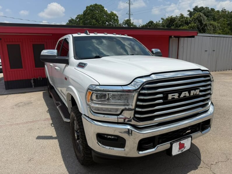 
								DODGE RAM 2500 2022 full									