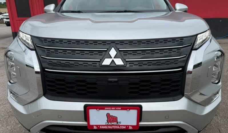 
								MITSUBISHI OUTLANDER 2024 full									