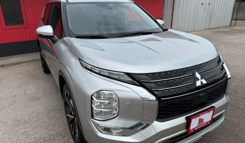 
								MITSUBISHI OUTLANDER 2024 full									