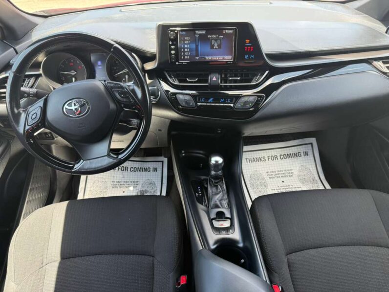 
								TOYOTA C-HR 2018 full									