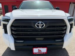 TOYOTA TUNDRA 2024