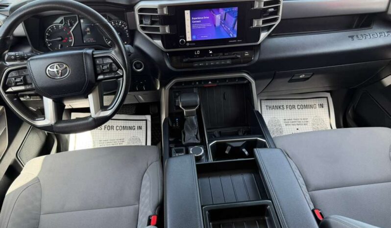TOYOTA TUNDRA 2024