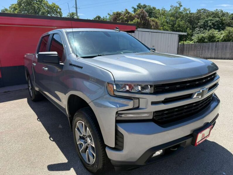 
								CHEVROLET SILVERADO 2022 full									