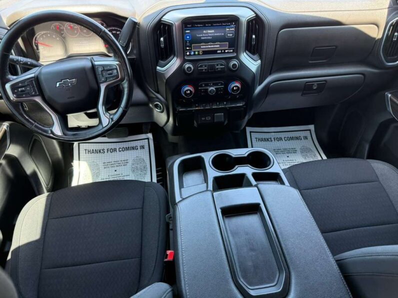 
								CHEVROLET SILVERADO 2022 full									