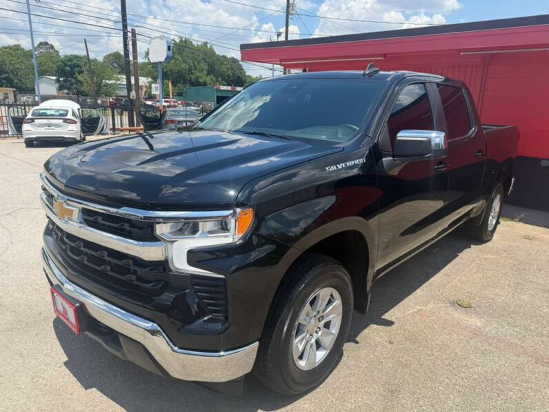 
								CHEVROLET SILVERADO 2025 full									