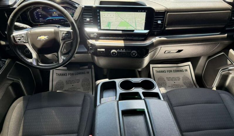 CHEVROLET SILVERADO 2025