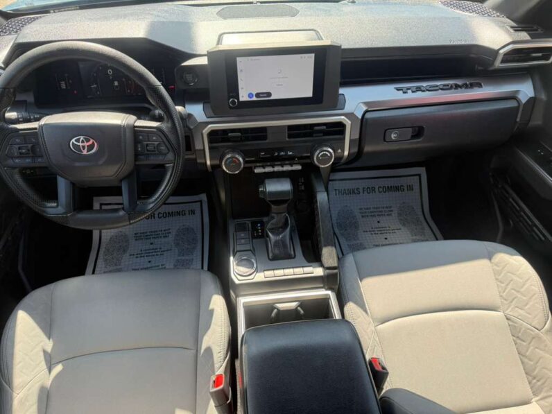 
								TOYOTA TACOMA 2026 full									