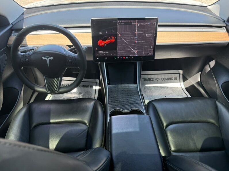 
								TESLA MODEL 3 2020 full									