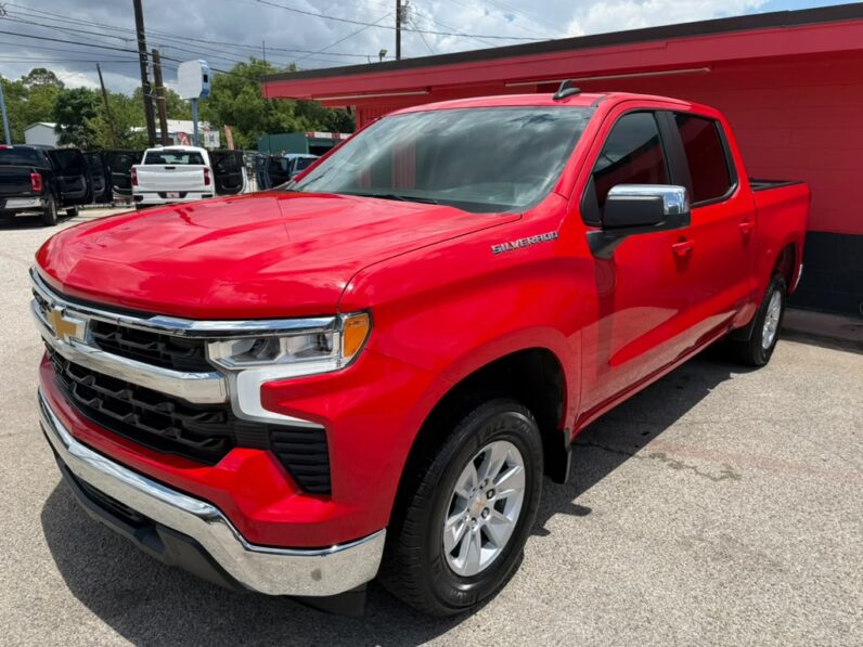 
								CHEVROLET SILVERADO 2025 full									