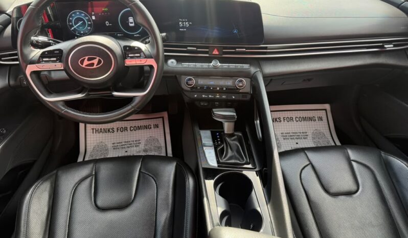 HYUNDAI ELANTRA 2025