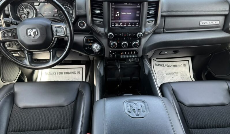 DODGE RAM 1500 2021