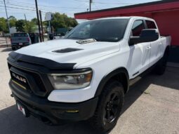 DODGE RAM 1500 2021