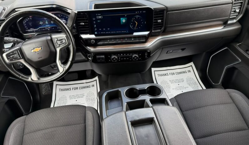 CHEVROLET SILVERADO 2025