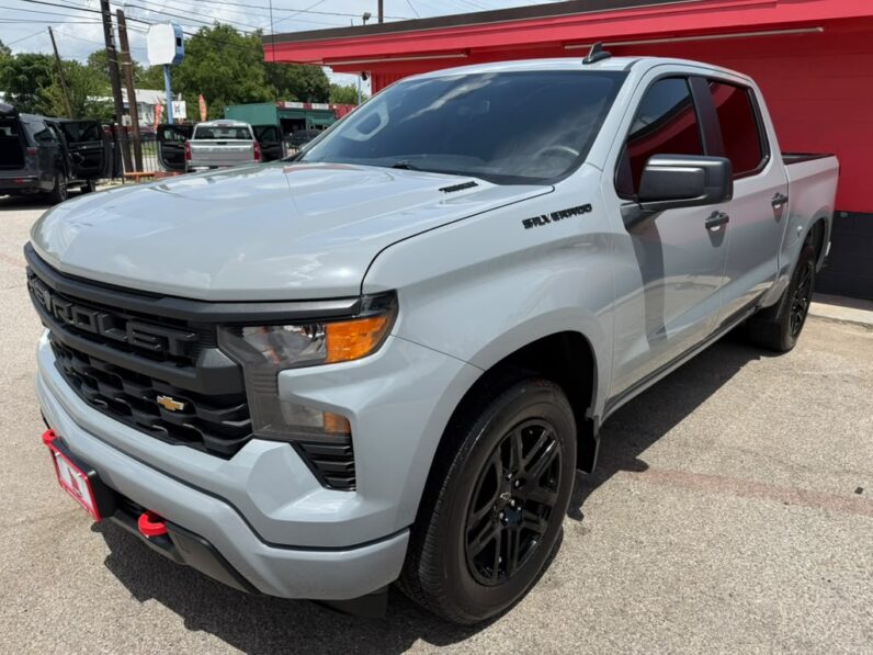 
								CHEVROLET SILVERADO 2025 full									