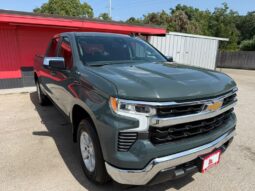 CHEVROLET SILVERADO 2025