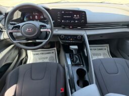 HYUNDAI ELANTRA 2025