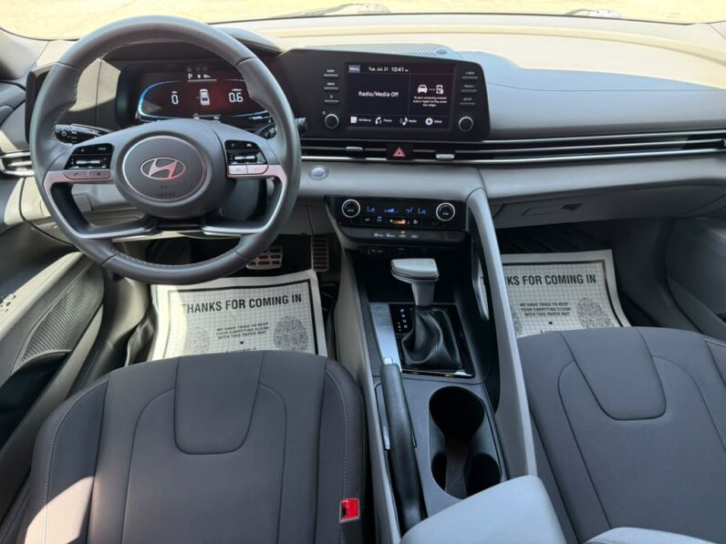 
								HYUNDAI ELANTRA 2025 full									