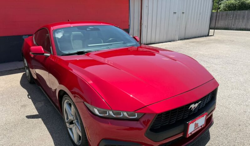 FORD MUSTANG 2024