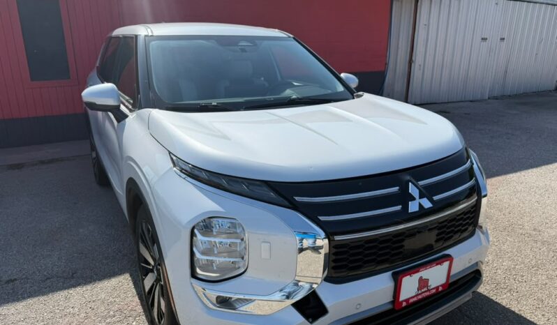 MITSUBISHI OUTLANDER 2025