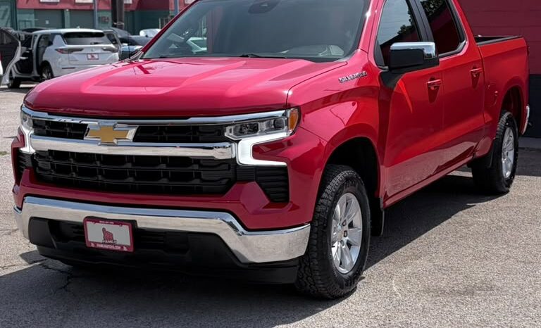 
								CHEVROLET SILVERADO 2025 full									