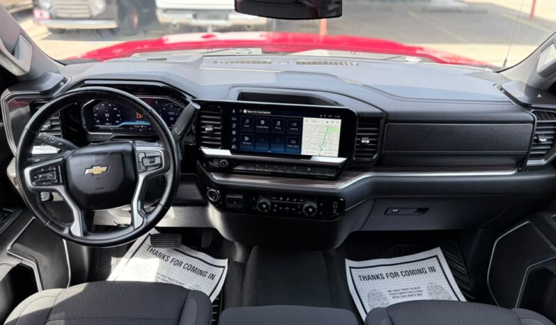 
								CHEVROLET SILVERADO 2025 full									
