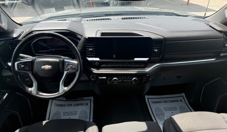 CHEVROLET SILVERADO 2025
