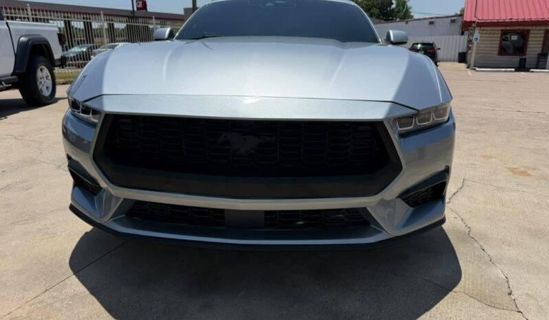 FORD MUSTANG 2024
