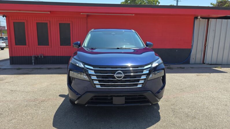 
								NISSAN ROGUE 2025 full									