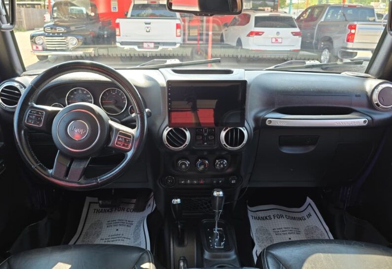 
								JEEP WRANGLER 2018 full									