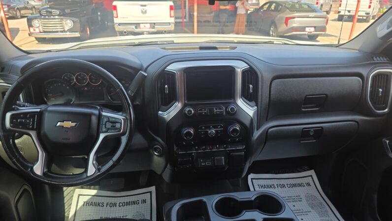 
								CHEVROLET SILVERADO 2019 full									
