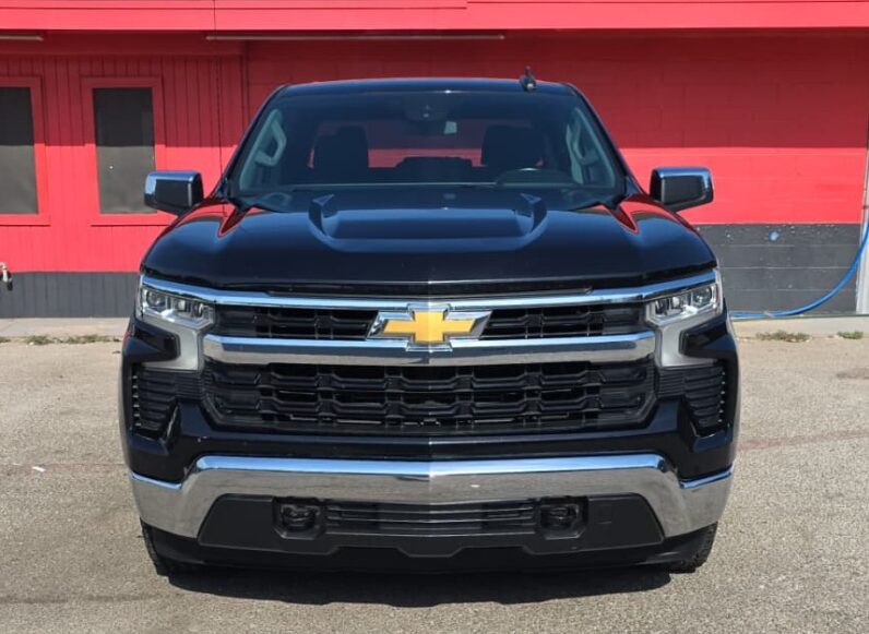
								CHEVROLET SILVERADO 2024 full									