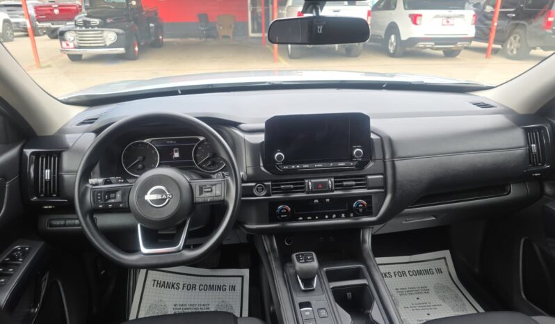 NISSAN PATHFINDER 2024