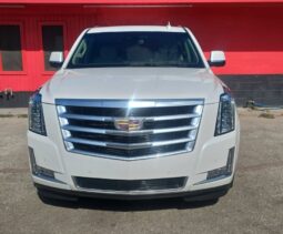 CADILLAC ESCALADE 2017