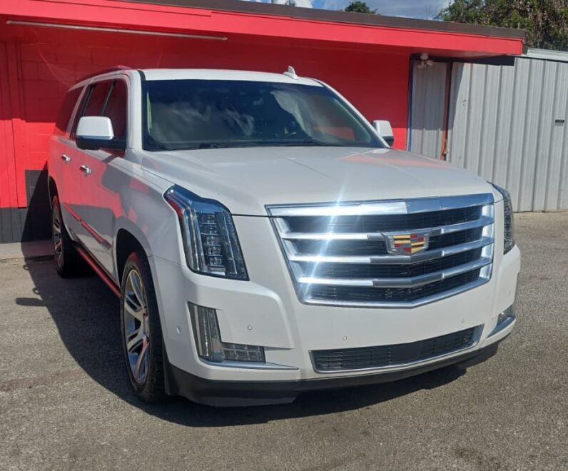 
								CADILLAC ESCALADE 2017 full									