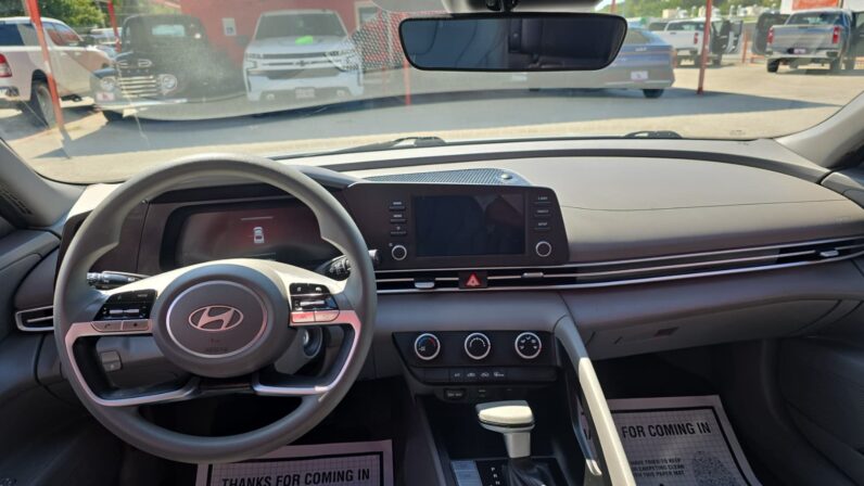 
								HYUNDAI ELANTRA 2026 full									