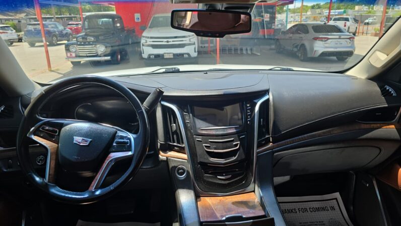 
								CADILLAC ESCALADE 2016 full									