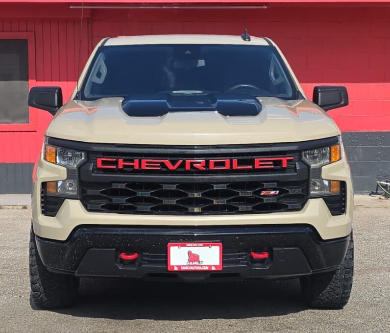 
								CHEVROLET SILVERADO 2022 full									
