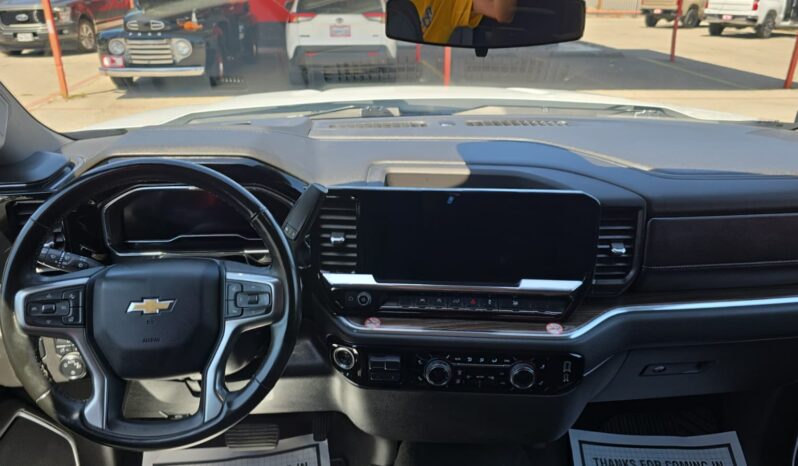 CHEVROLET SILVERADO 2025