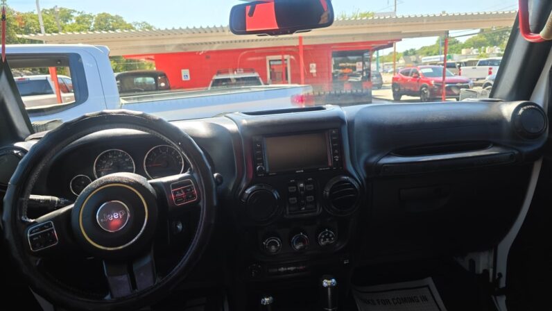 
								JEEP WRANGLER 2017 full									