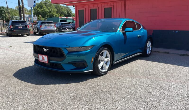 FORD MUSTANG 2026