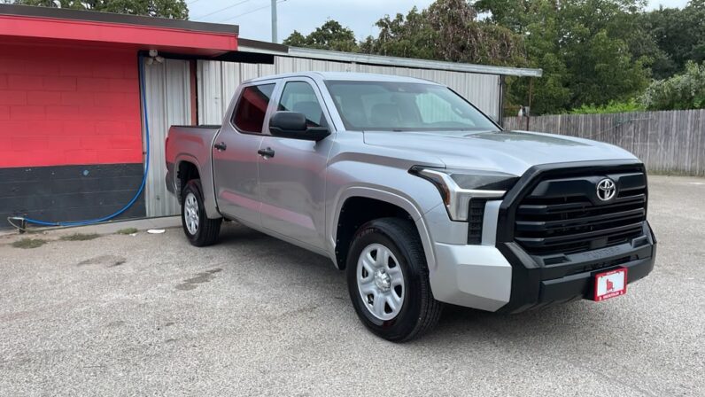 
								TOYOTA TUNDRA 2025 full									