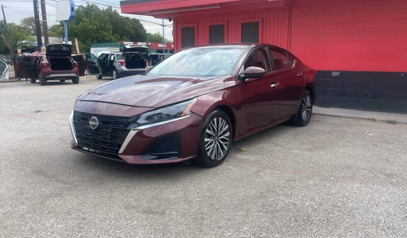
								NISSAN ALTIMA 2023 full									