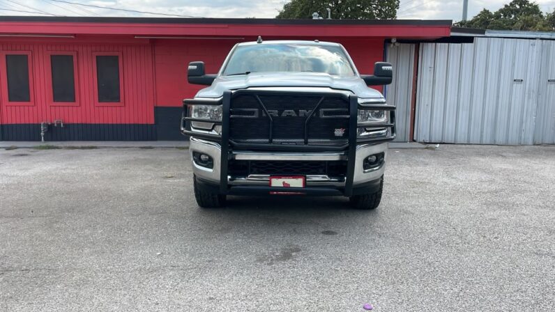 
								DODGE RAM 2500 2024 full									