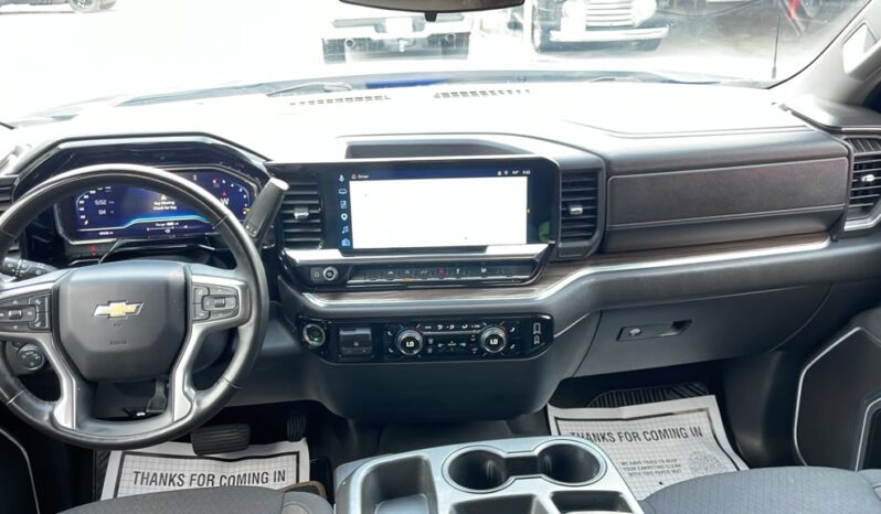 CHEVROLET SILVERADO 2025