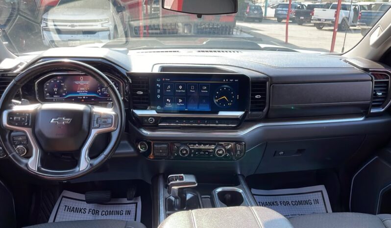 CHEVROLET SILVERADO 2025