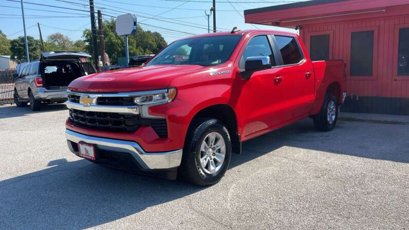 
								CHEVROLET SILVERADO 2026 full									